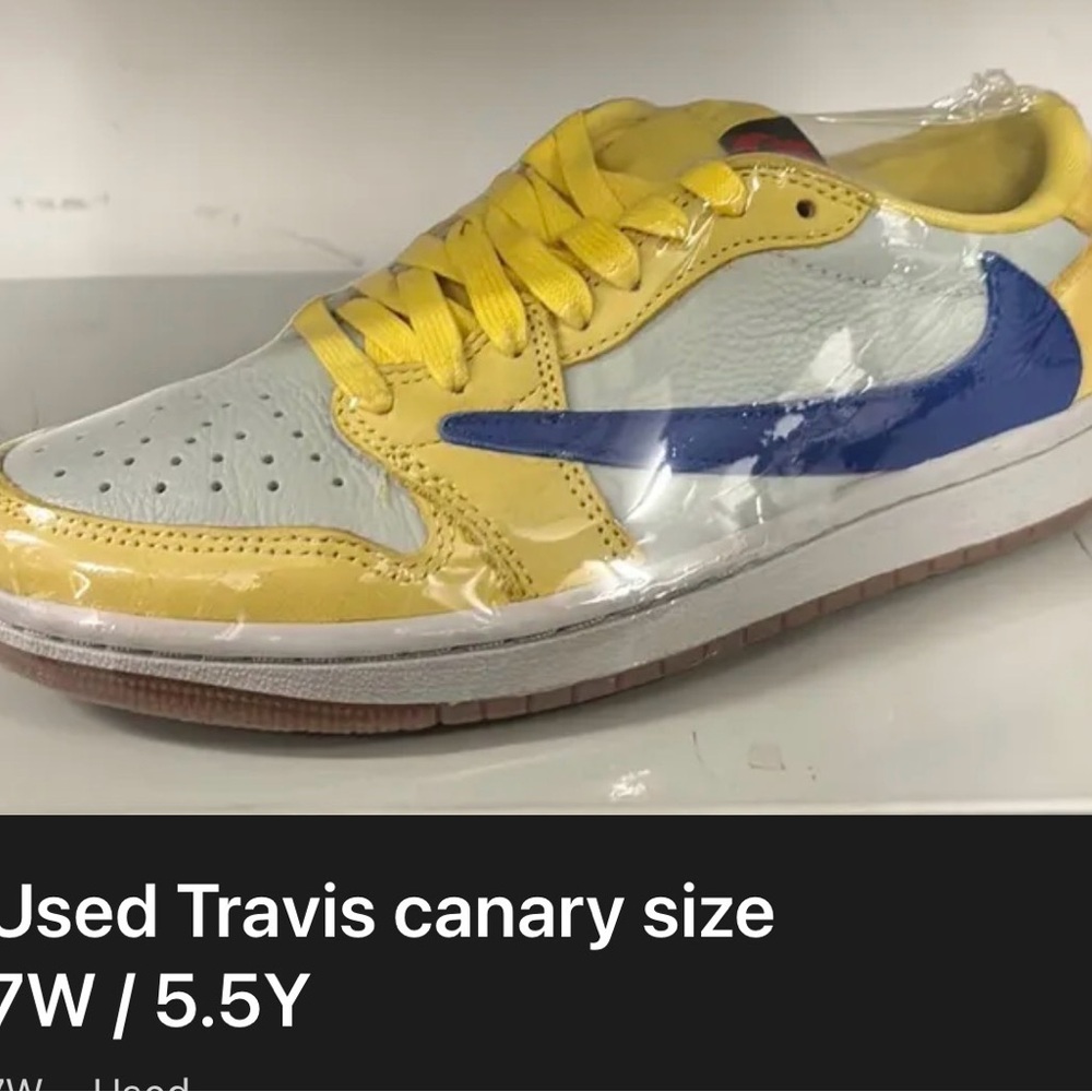 Nike Travis Scott Women's Athletic Shoes in Canary W7/5.Y